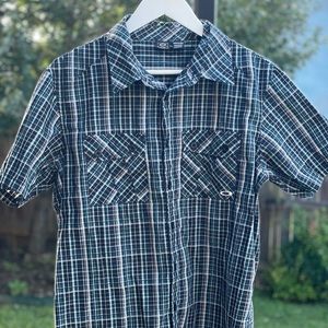Oakley Mens Button Front Plaid Short Sleeve Shirt Size M Medium